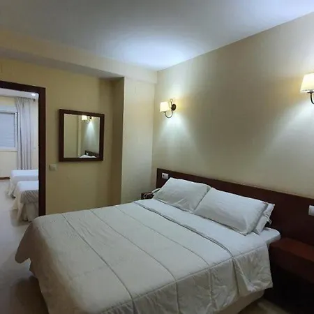 Sun Galicia Y 3* סנשנשו